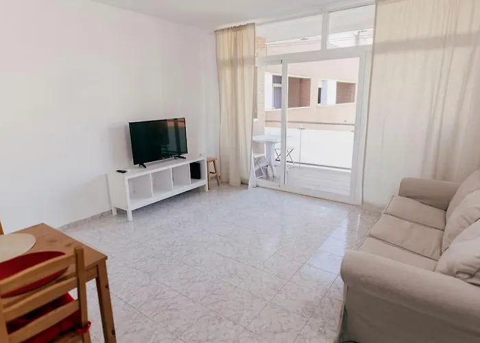 2 Bedroom Apartment Lloret De Mar Terrace & Pool